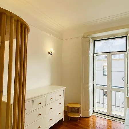 Perfect Flat In The Center Lizbona